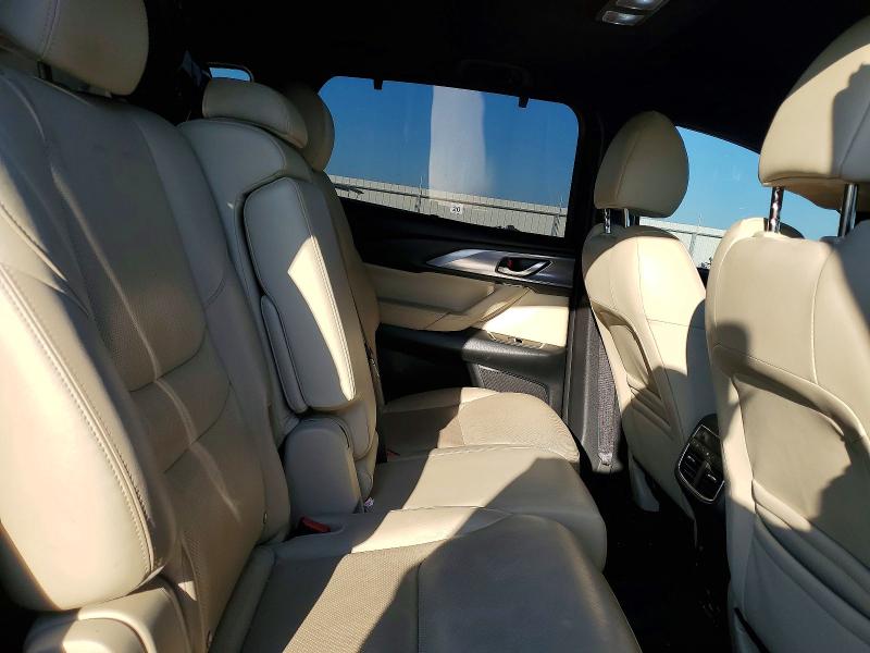 Продажа на аукционе авто 2018 Mazda Cx-9, vin: JM3TCBDY3J0215946, номер лота: 52744406