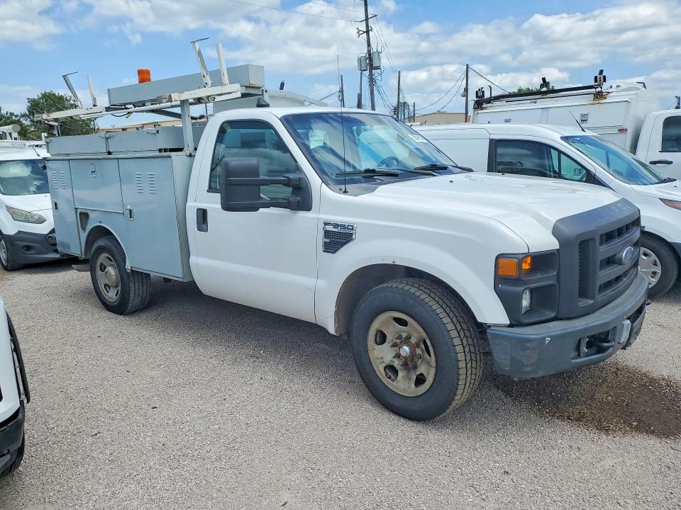 Продажа на аукционе авто 2008 Ford F350, vin: 1FDSF30518EC32783, номер лота: 51423626