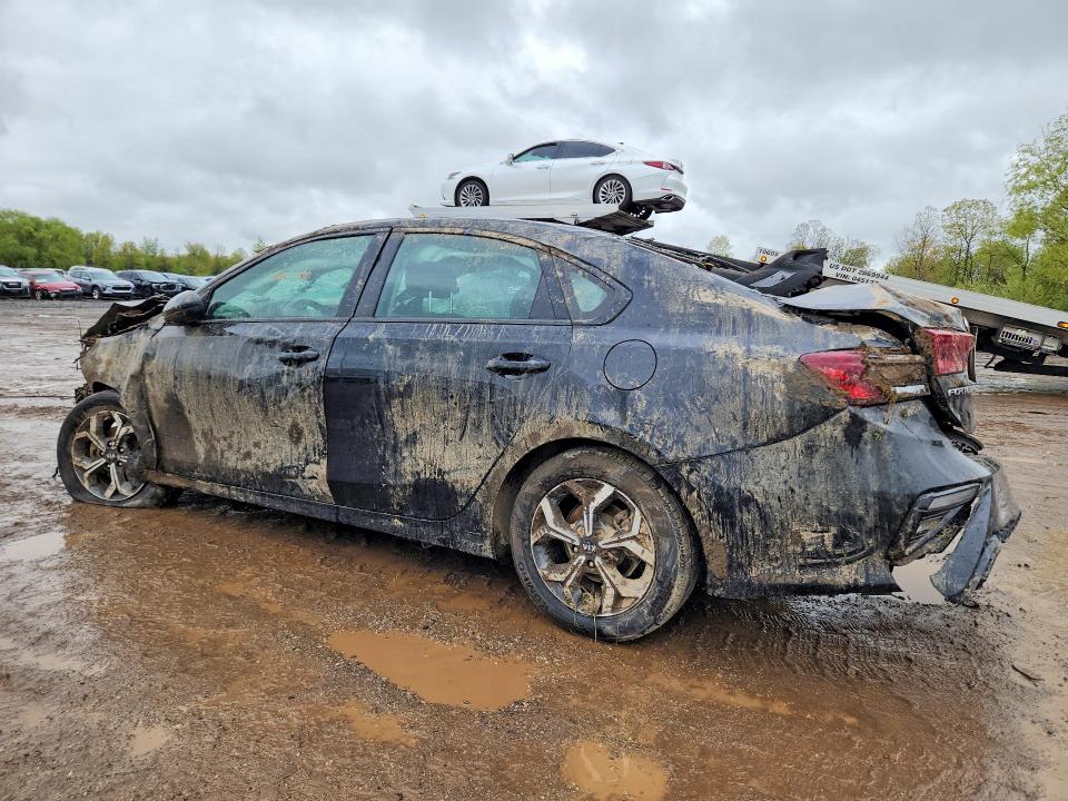 51991806 :رقم المزاد ، 3KPF24AD7ME297682 vin ، 2021 Kia Forte مزاد بيع