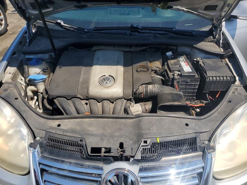 54142026 :رقم المزاد ، 3VWRM71K08M113800 vin ، 2008 Volkswagen Jetta مزاد بيع