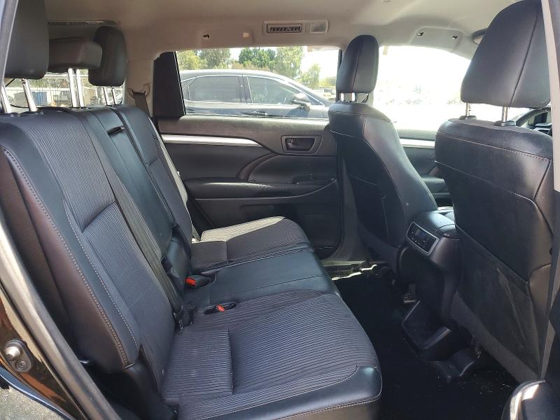 Продажа на аукционе авто 2015 Toyota Highlander, vin: 5TDZKRFH5FS046643, номер лота: 54830266