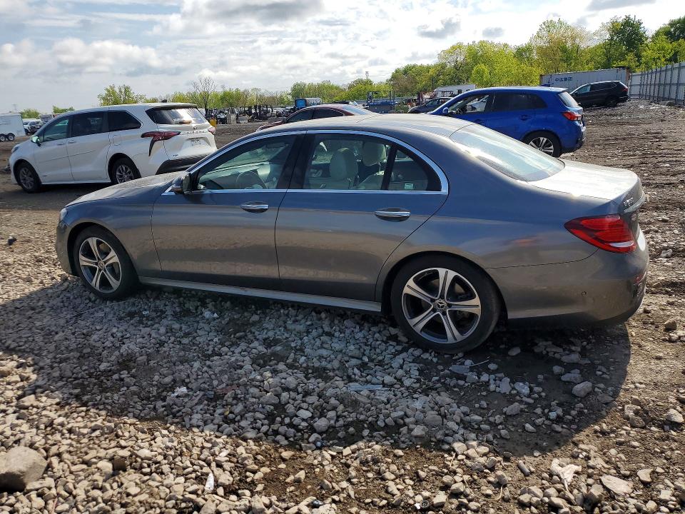 52738136 :رقم المزاد ، WDDZF8EB6LA704030 vin ، 2020 Mercedes-benz E مزاد بيع