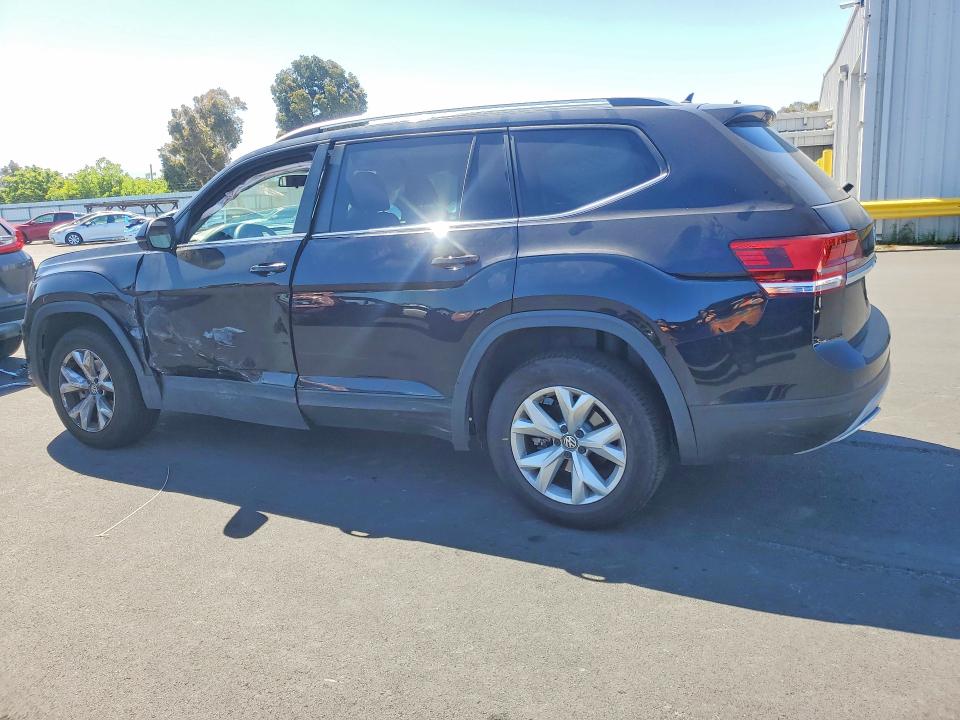 2018 Volkswagen Atlas მანქანა იყიდება აუქციონზე, vin: 1V2AP2CA1JC596217, აუქციონის ნომერი: 52817176