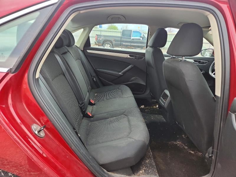 52478446 :رقم المزاد ، 1VWAT7A39GC035591 vin ، 2016 Volkswagen Passat مزاد بيع