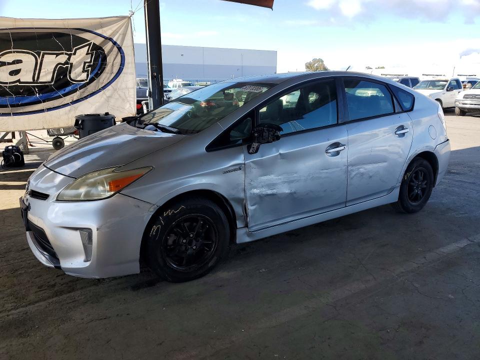 52070386 :رقم المزاد ، JTDKN3DU4D5575462 vin ، 2013 Toyota Prius مزاد بيع