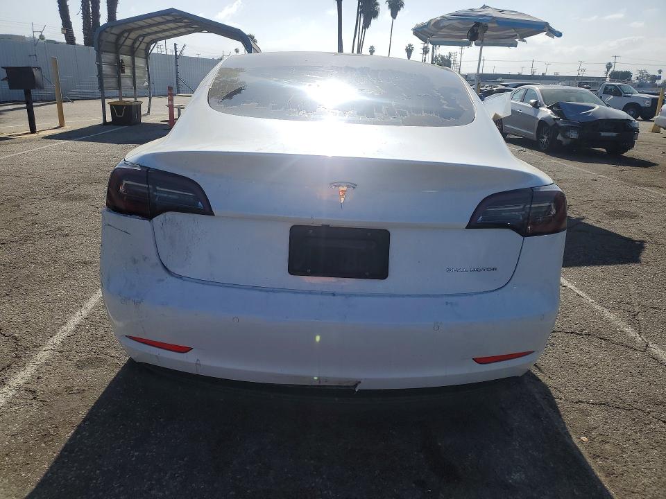 Продажа на аукционе авто 2022 Tesla Model 3, vin: 5YJ3E1EB3NF211295, номер лота: 53852806