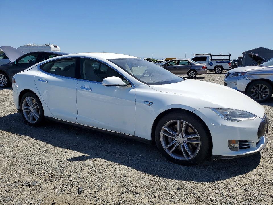 Продаж на аукціоні авто 2014 Tesla Model S, vin: 5YJSA1S16EFP49380, номер лоту: 53838276