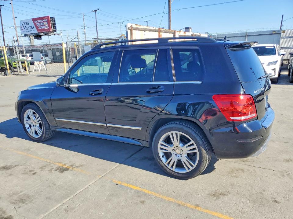 Продажа на аукционе авто 2015 Mercedes-benz Glk, vin: WDCGG5HB4FG435725, номер лота: 52965776