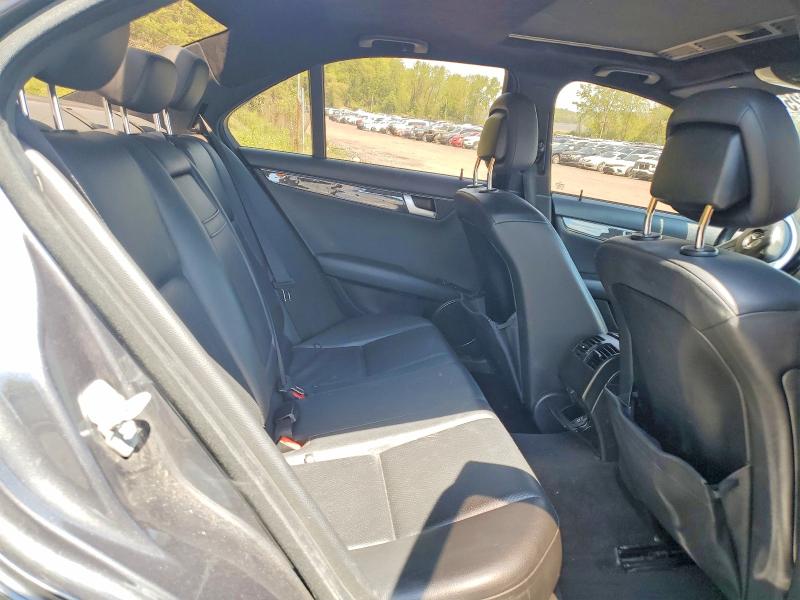 Продажа на аукционе авто 2013 Mercedes-benz C, vin: WDDGF4HB7DR295504, номер лота: 50254536