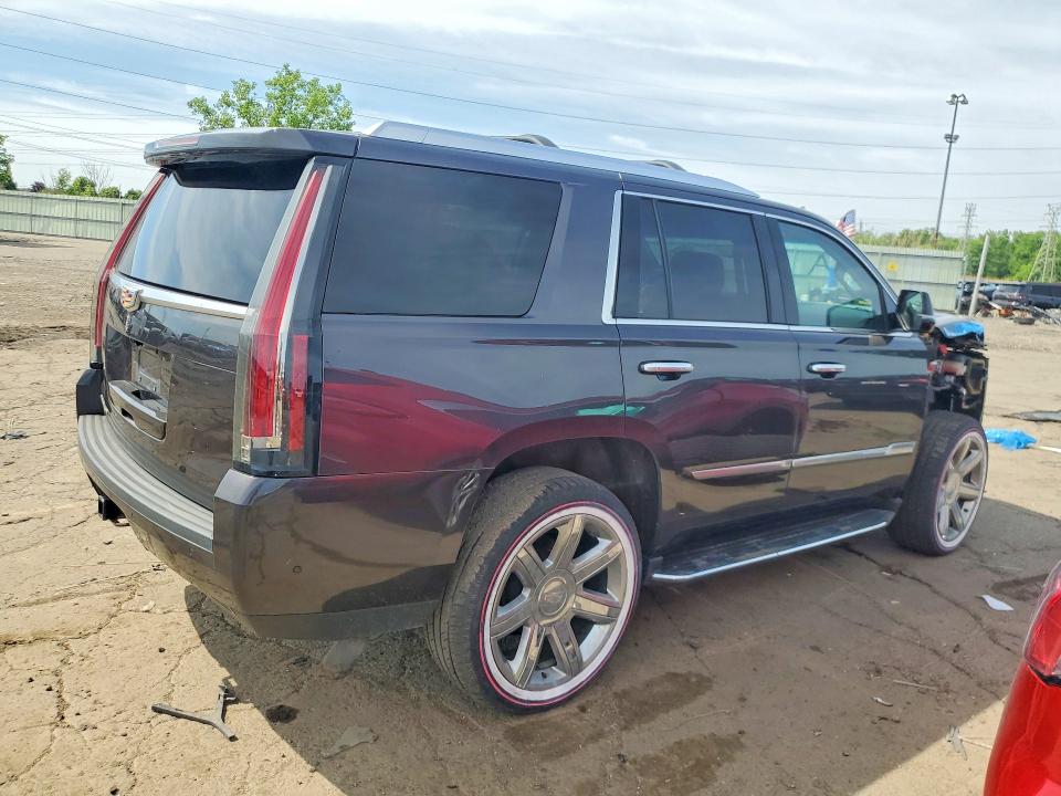 Продажа на аукционе авто 2018 Cadillac Escalade, vin: 1GYS4BKJ1JR276208, номер лота: 54616226