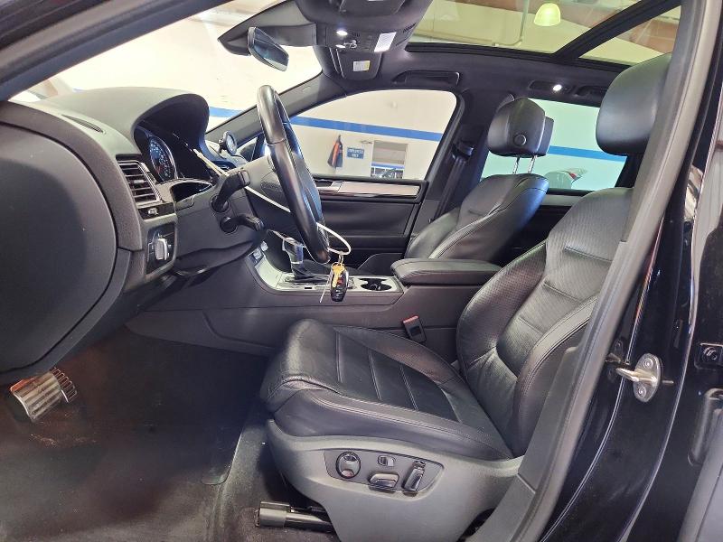 Aukcja sprzedaży 2017 Volkswagen Touareg, vin: WVGRF7BPXHD006039, numer aukcji: 54510916