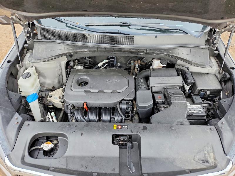 53601716 :رقم المزاد ، 5XYPG4A34HG205112 vin ، 2017 Kia Sorento مزاد بيع