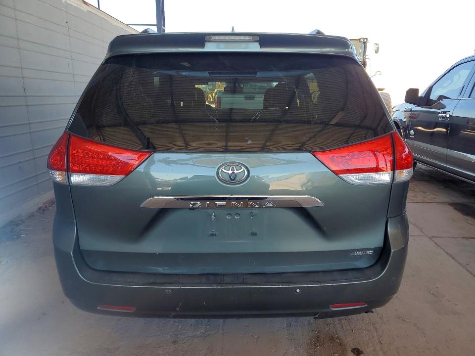 Aukcja sprzedaży 2011 Toyota Sienna, vin: 5TDYK3DC0BS001829, numer aukcji: 50465876