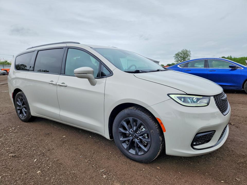 2021 Chrysler Pacifica მანქანა იყიდება აუქციონზე, vin: 2C4RC1BG9MR601773, აუქციონის ნომერი: 53162456