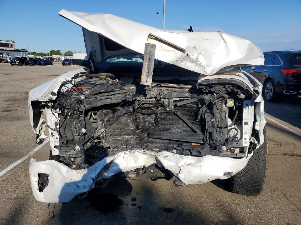52821346 :رقم المزاد ، 3GCUKREC9HG510261 vin ، 2017 Chevrolet Silverado مزاد بيع
