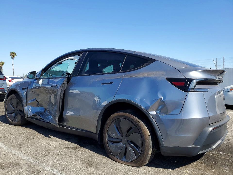 Продажа на аукционе авто 2026 Tesla Model Y, vin: 7SAYGDED7TF416136, номер лота: 53051006