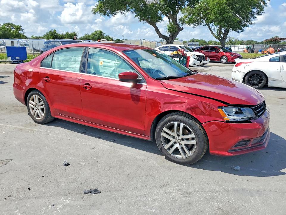 54089286 :رقم المزاد ، 3VW2B7AJ5HM340219 vin ، 2017 Volkswagen Jetta مزاد بيع