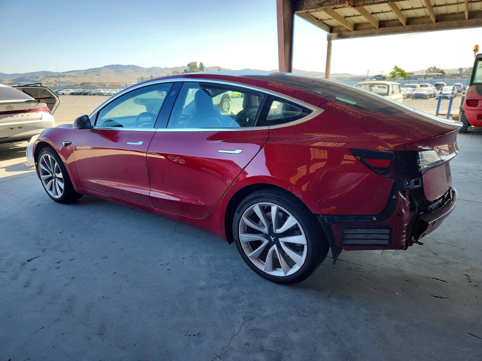 Продажа на аукционе авто 2018 Tesla Model 3, vin: 5YJ3E1EA6JF118210, номер лота: 54142636