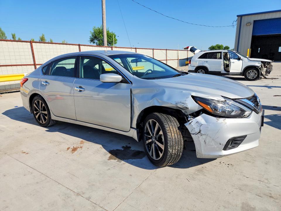 Продаж на аукціоні авто 2017 Nissan Altima, vin: 1N4AL3AP9HN322228, номер лоту: 53411866