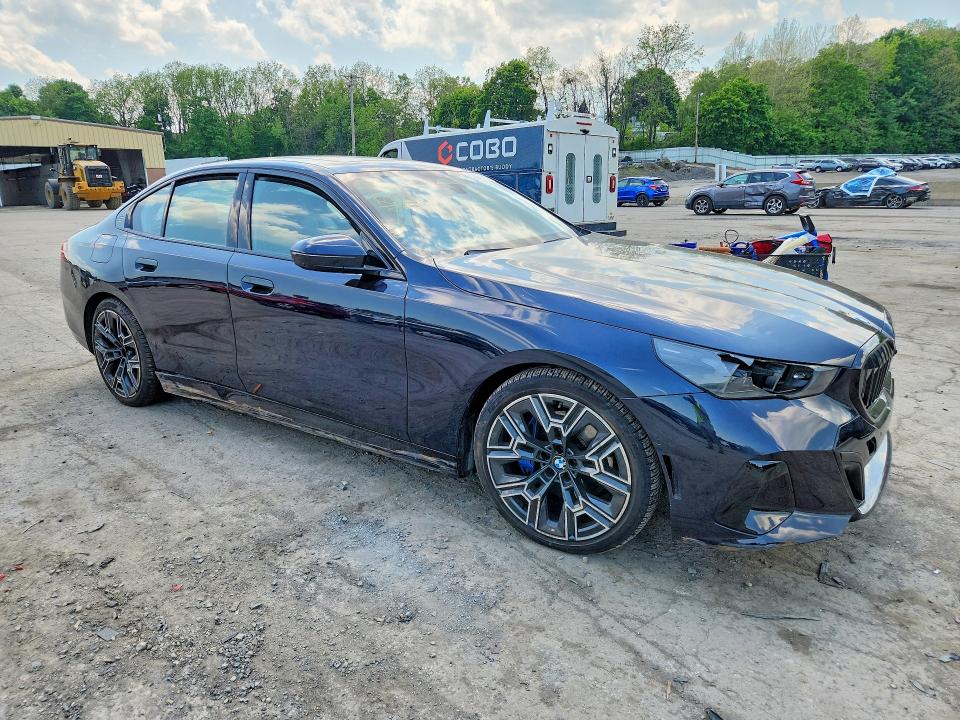 Продажа на аукционе авто 2025 Bmw 530, vin: WBA53FJ08SCU29075, номер лота: 53367356