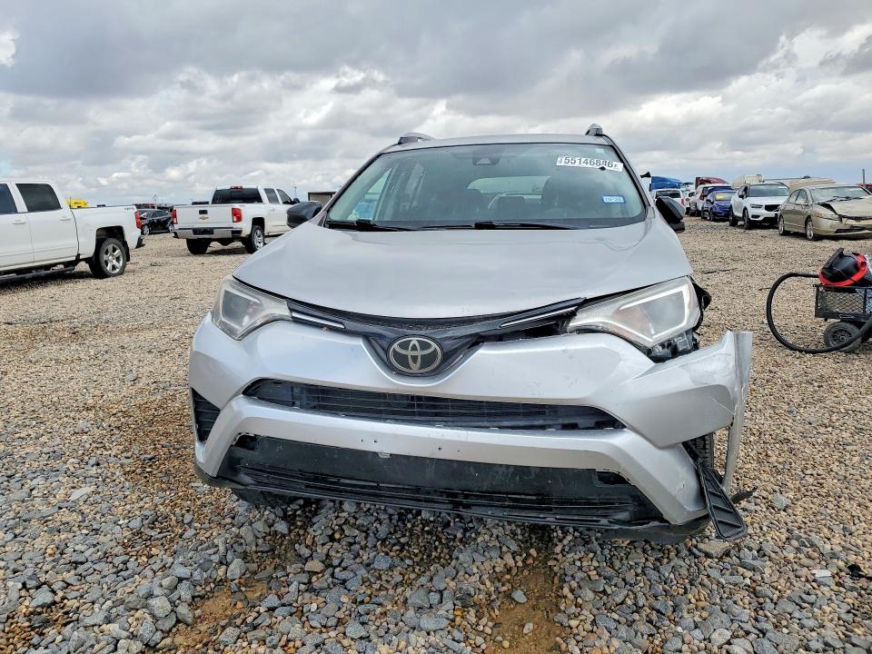 55146886 :رقم المزاد ، 2T3ZFREV9HW379649 vin ، 2017 Toyota Rav4 مزاد بيع