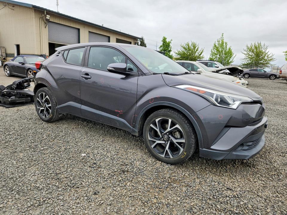 2018 Toyota C-hr მანქანა იყიდება აუქციონზე, vin: NMTKHMBX7JR052466, აუქციონის ნომერი: 52175216