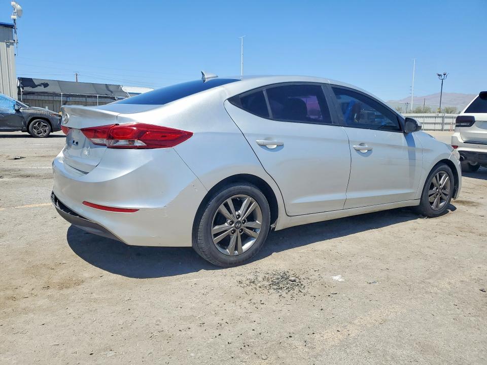 2017 Hyundai Elantra მანქანა იყიდება აუქციონზე, vin: 5NPD84LF4HH138298, აუქციონის ნომერი: 53231746