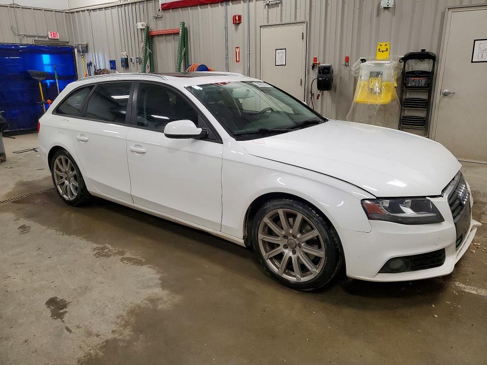 54922566 :رقم المزاد ، WAUSFAFL6AA008076 vin ، 2010 Audi A4 مزاد بيع