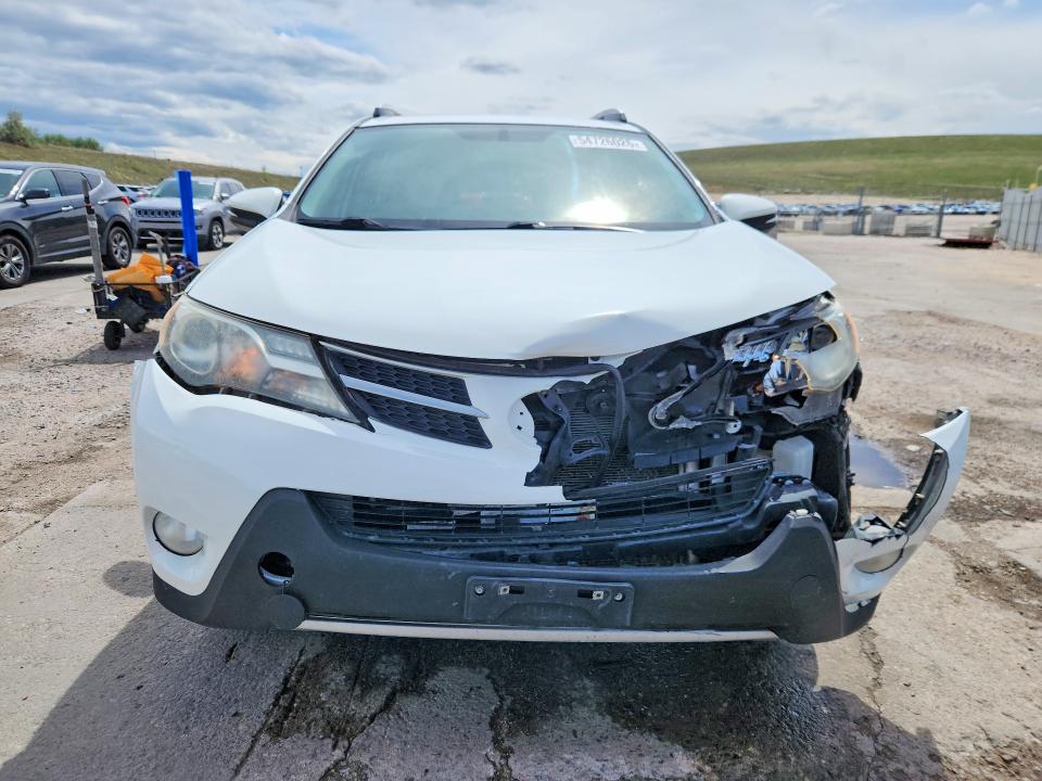2015 Toyota Rav4 მანქანა იყიდება აუქციონზე, vin: JTMRFREV1FD117179, აუქციონის ნომერი: 54726026