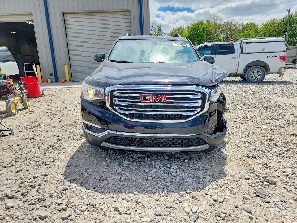52510626 :رقم المزاد ، 1GKKNULS1JZ206024 vin ، 2018 Gmc Acadia مزاد بيع