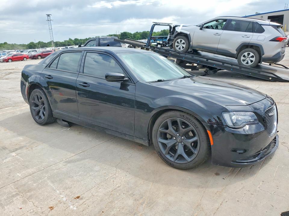 53570396 :رقم المزاد ، 2C3CCAAG8LH168656 vin ، 2020 Chrysler 300 مزاد بيع