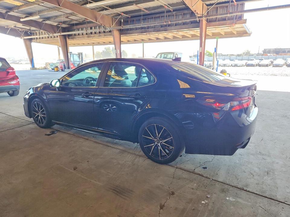 Продажа на аукционе авто 2023 Toyota Camry, vin: 4T1G11AK7PU733730, номер лота: 54520406