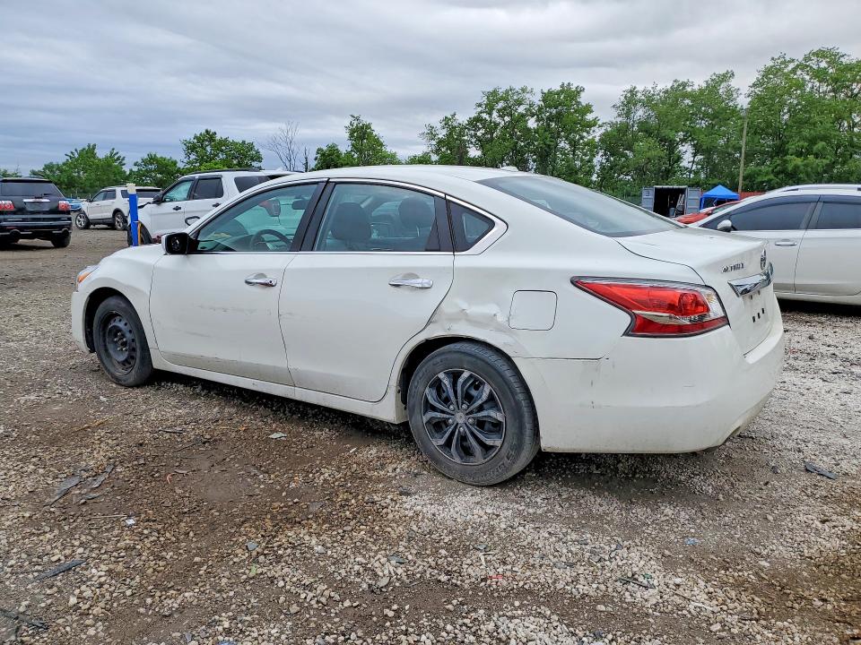 2015 Nissan Altima მანქანა იყიდება აუქციონზე, vin: 1N4AL3AP0FN886220, აუქციონის ნომერი: 54387366