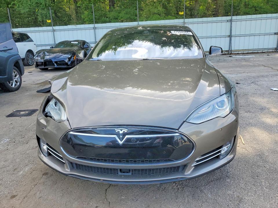 Продаж на аукціоні авто 2015 Tesla Model S, vin: 5YJSA1H4XFF091825, номер лоту: 47994266