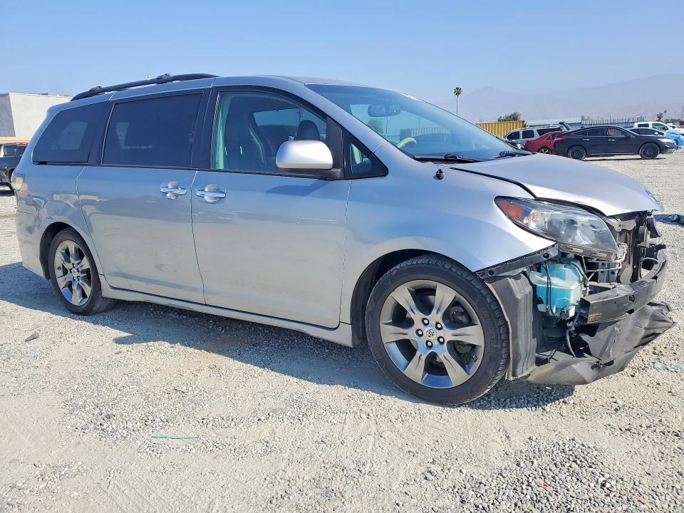 Продажа на аукционе авто 2014 Toyota Sienna, vin: 5TDXK3DC8ES506842, номер лота: 53294176