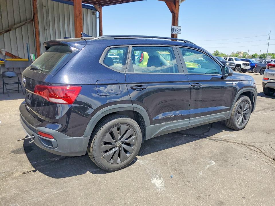 52781686 :رقم المزاد ، 3VVMX7B29NM021441 vin ، 2022 Volkswagen Taos مزاد بيع