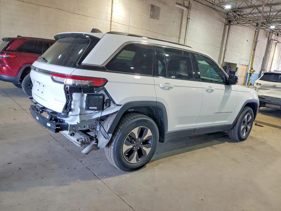 Продаж на аукціоні авто 2025 Jeep Grand Cherokee, vin: 1C4RJYB62S8690326, номер лоту: 52704656