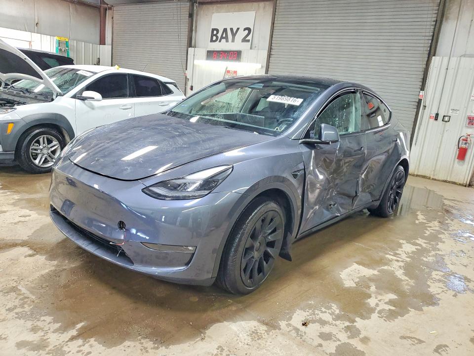 51969816 :رقم المزاد ، 7SAYGDEE6PF919851 vin ، 2023 Tesla Model Y مزاد بيع