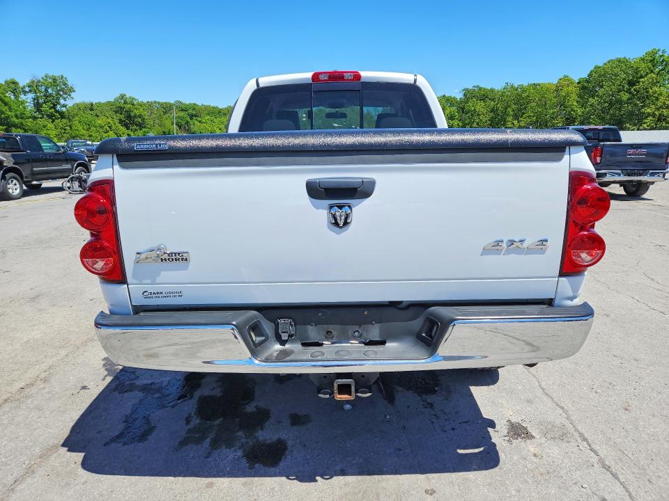 Продажа на аукционе авто 2008 Dodge Ram 1500, vin: 1D7HU18268J157563, номер лота: 52365606