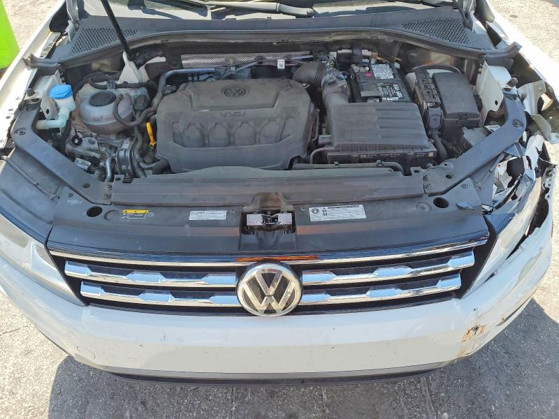 53337006 :رقم المزاد ، 3VV3B7AX8LM032600 vin ، 2020 Volkswagen Tiguan مزاد بيع