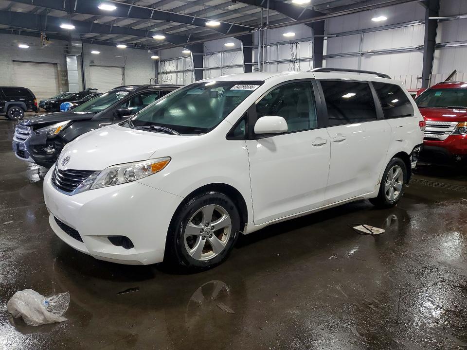 Aukcja sprzedaży 2014 Toyota Sienna, vin: 5TDKK3DC5ES519624, numer aukcji: 54088686