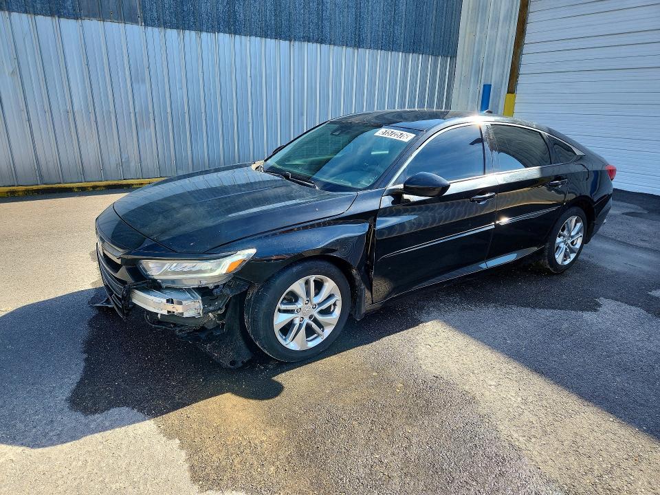Auction sale of the 2018 Honda Accord, vin: 1HGCV1F1XJA163417, lot number: 51572576
