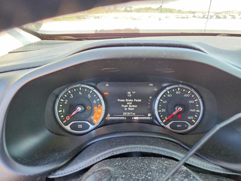 Продажа на аукционе авто 2017 Jeep Renegade, vin: ZACCJBDB5HPE92192, номер лота: 52714716