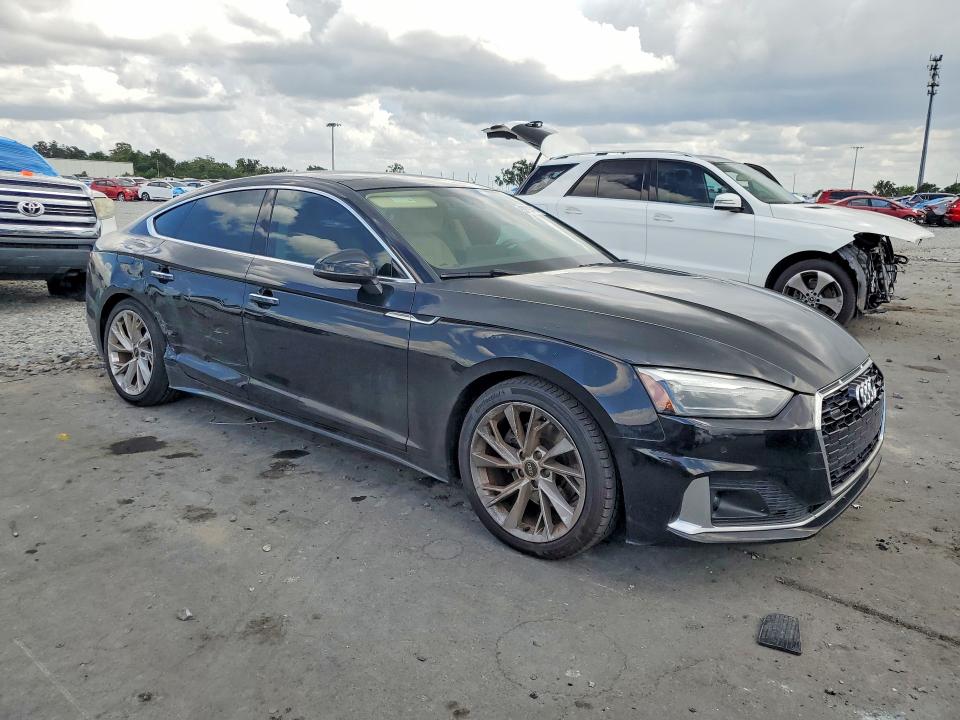 2022 Audi A5 მანქანა იყიდება აუქციონზე, vin: WAUABCF57NA010364, აუქციონის ნომერი: 53792466