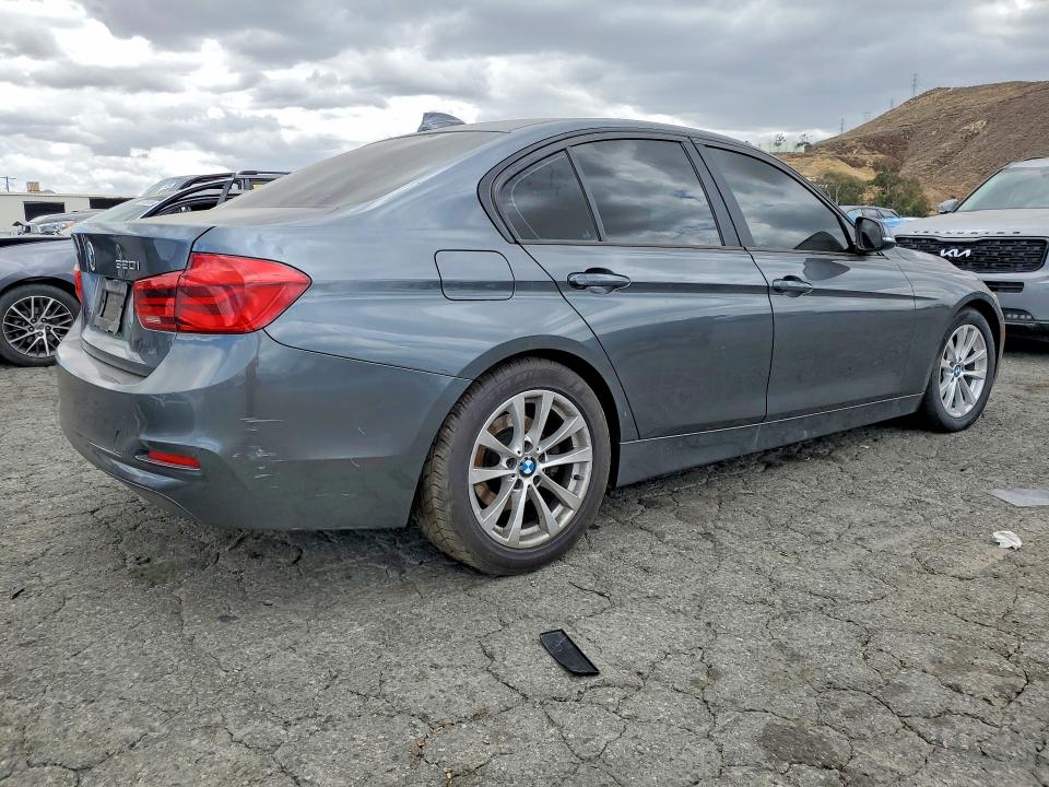2018 Bmw 320 მანქანა იყიდება აუქციონზე, vin: WBA8E1G59JNU92847, აუქციონის ნომერი: 54919816