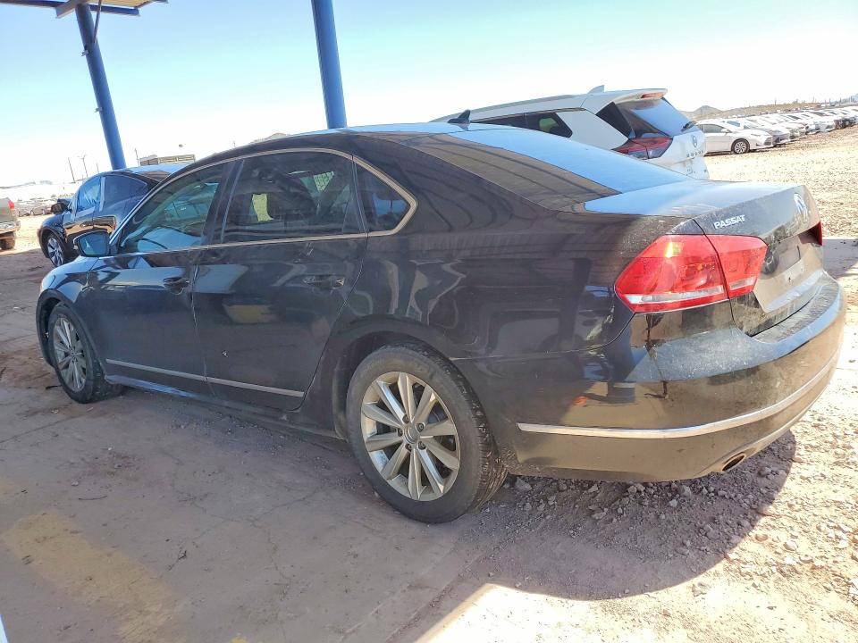 52015106 :رقم المزاد ، 1VWCP7A31DC021001 vin ، 2013 Volkswagen Passat مزاد بيع