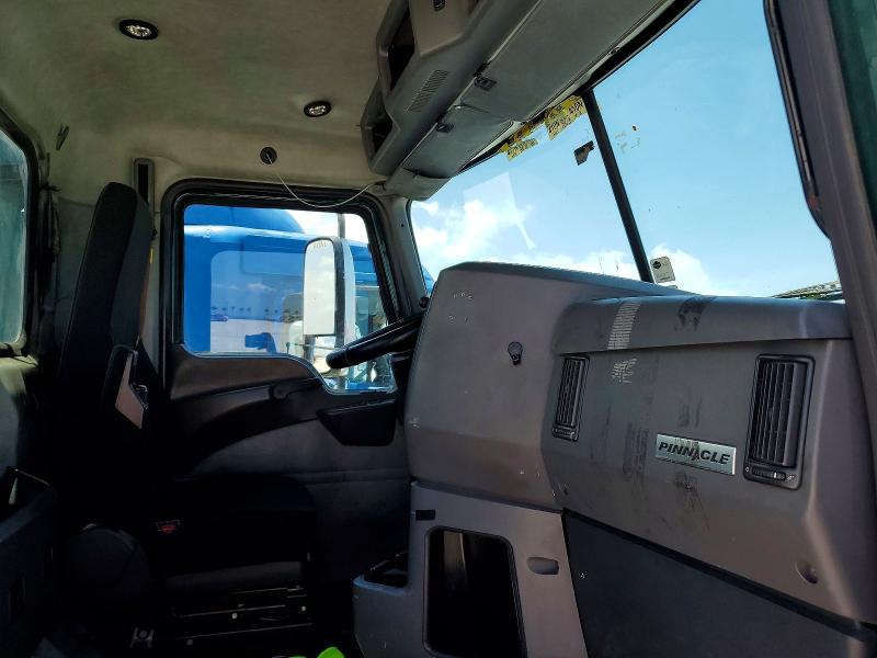 52594746 :رقم المزاد ، 1M1AW01XXHM009341 vin ، 2017 Mack 600 مزاد بيع
