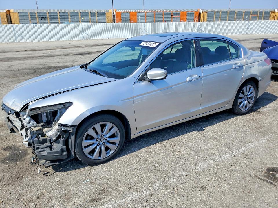 2011 Honda Accord მანქანა იყიდება აუქციონზე, vin: 1HGCP2F71BA072641, აუქციონის ნომერი: 53783306
