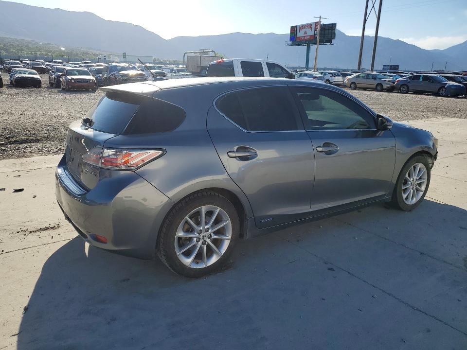 2013 Lexus Ct მანქანა იყიდება აუქციონზე, vin: JTHKD5BH8D2161783, აუქციონის ნომერი: 52131886