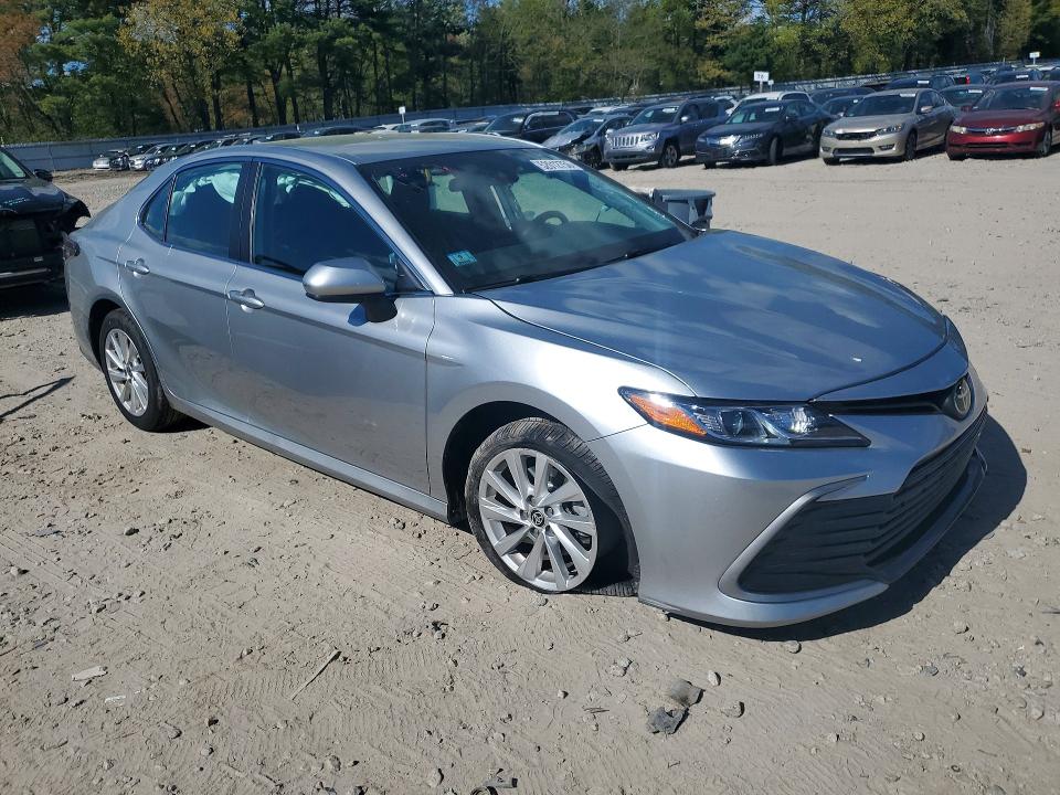Продажа на аукционе авто 2024 Toyota Camry, vin: 4T1C11AK0RU209384, номер лота: 52012756